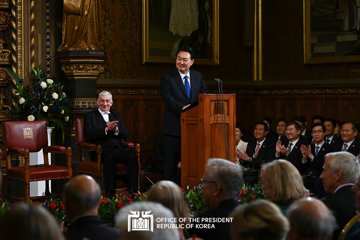 Address by President Yoon Suk Yeol to the British Parliament