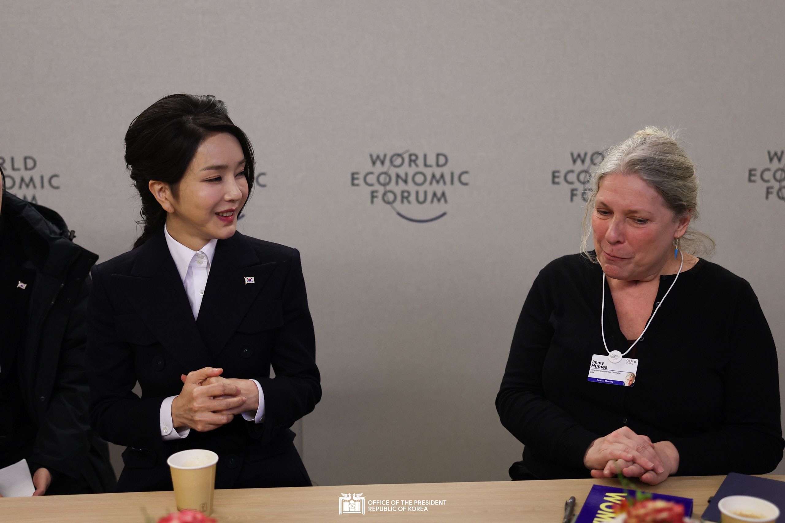 First Lady Kim Keon Hee meeting with artists in Davos, Switzerland slide 1