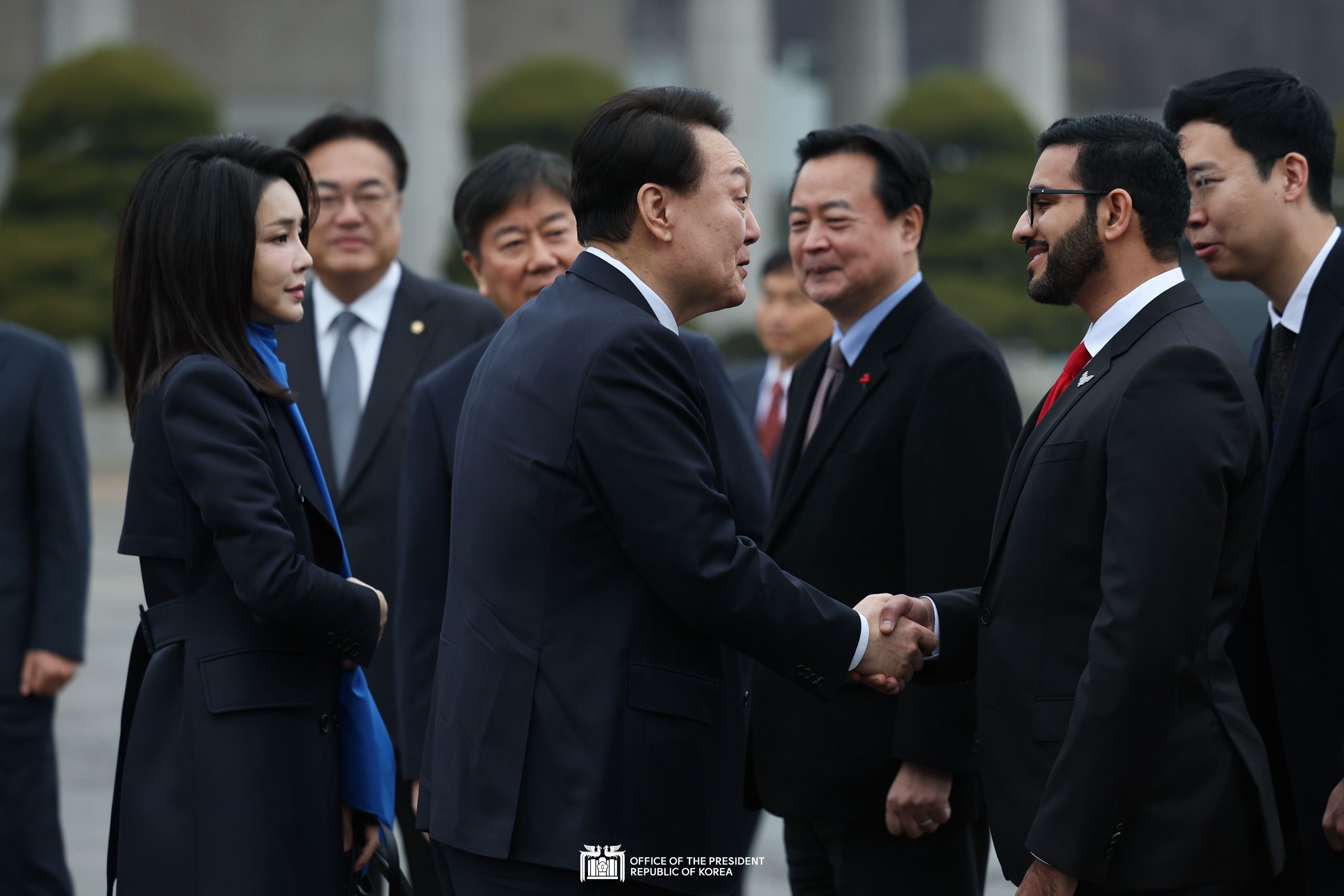 Departing from Seoul Air Base for a state visit to the UAE and attendance at the World Economic Forum in Davos, Switzerland slide 1