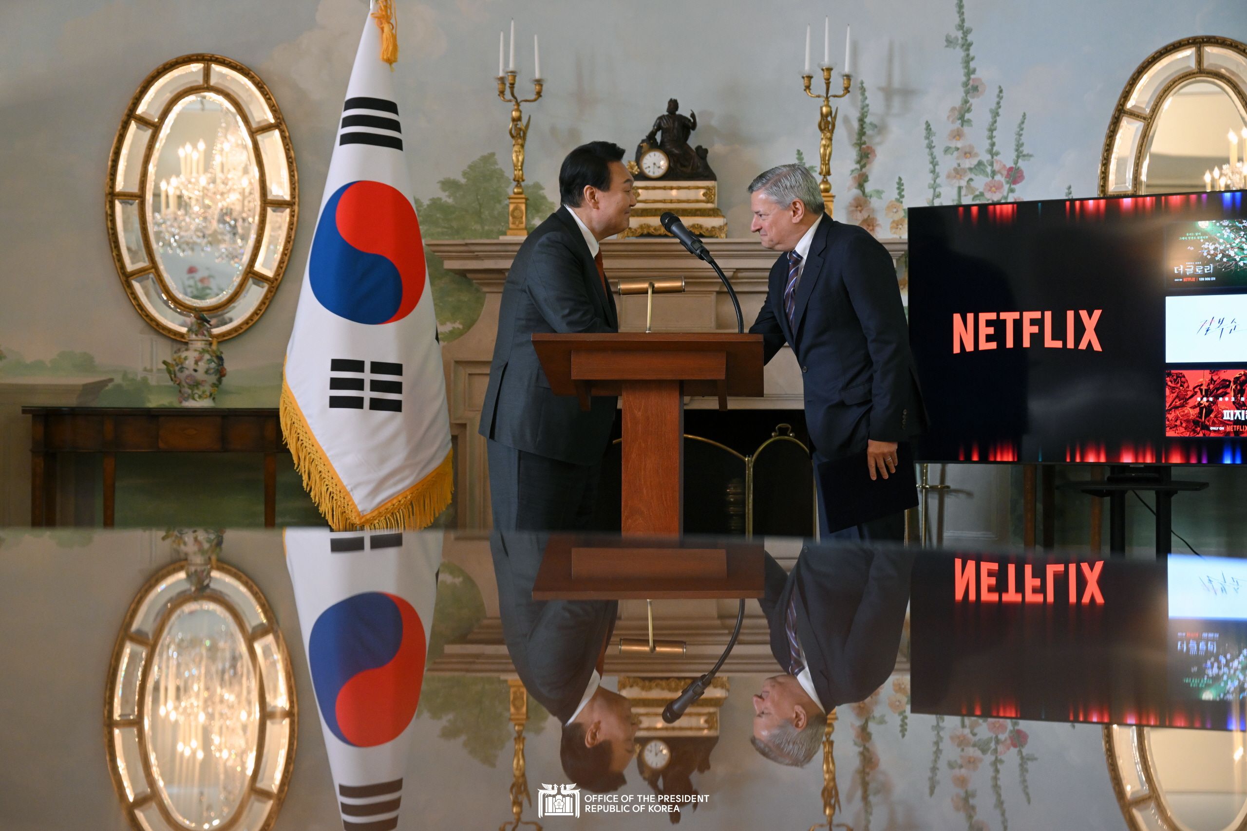 The President and First Lady meeting with Netflix Co-CEO Ted Sarandos slide 1