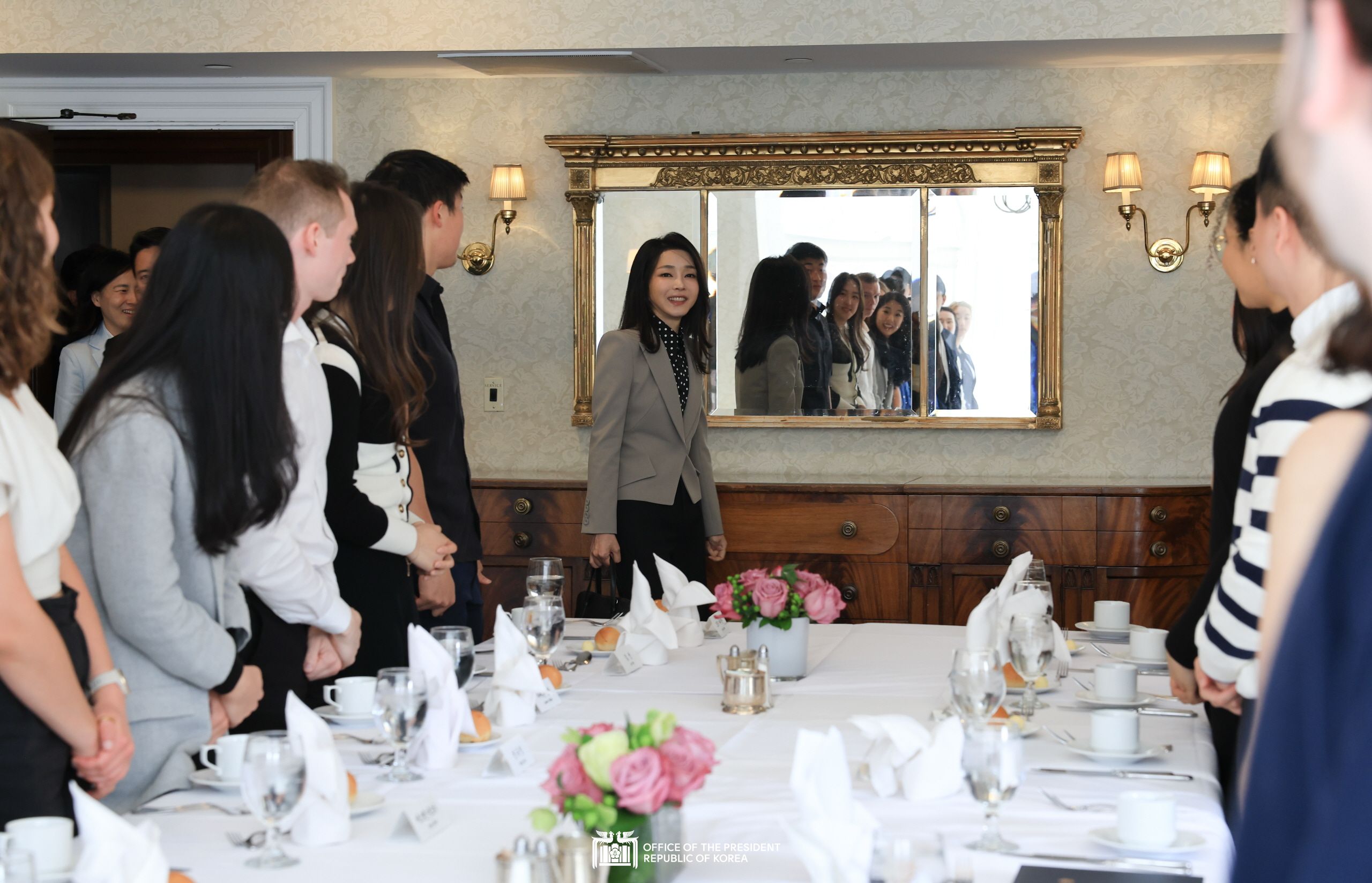 First Lady Kim Keon Hee meeting with Korean and American students slide 1