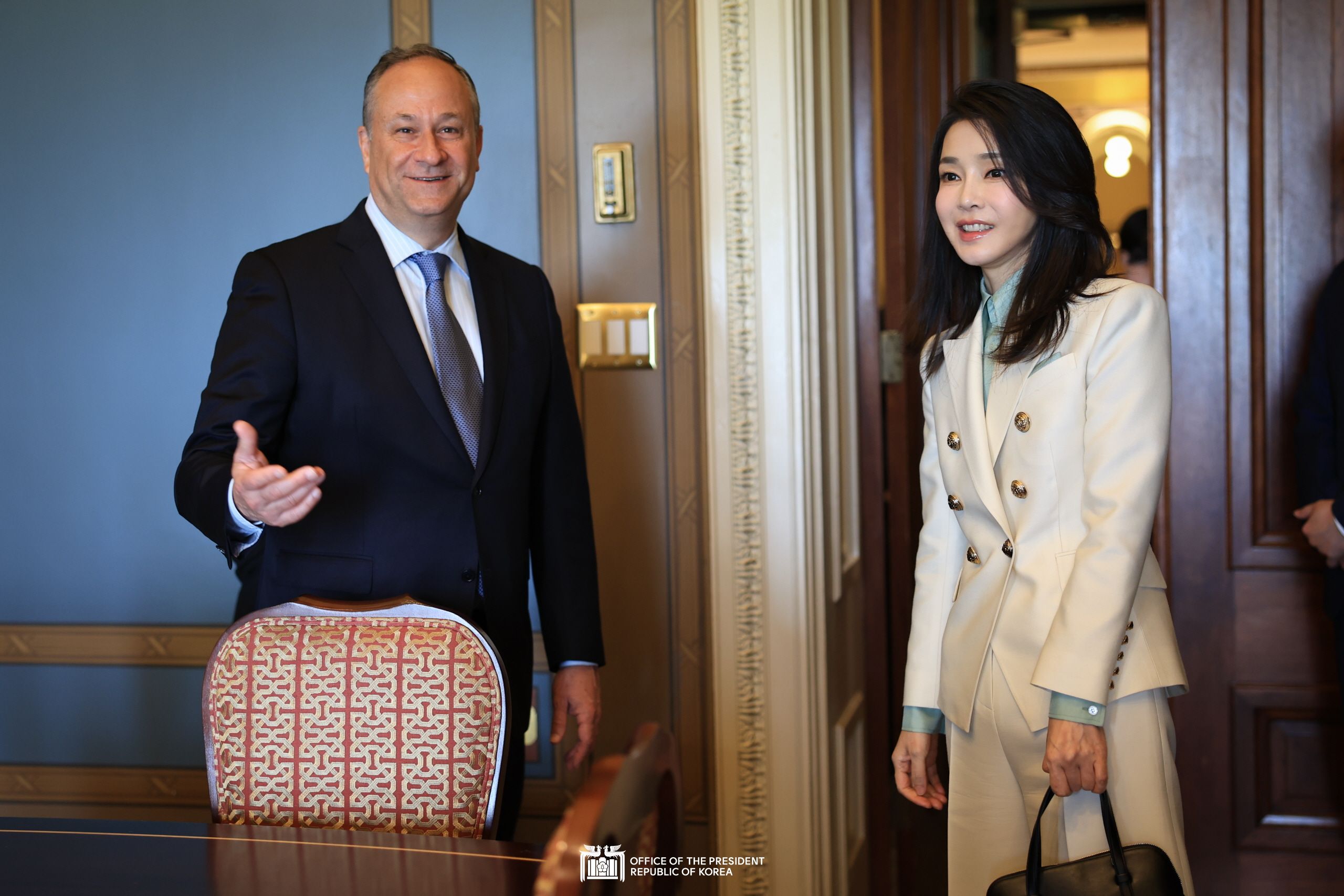 First Lady Kim Keon Hee meeting with U.S. Second Gentleman Douglas Emhoff slide 1
