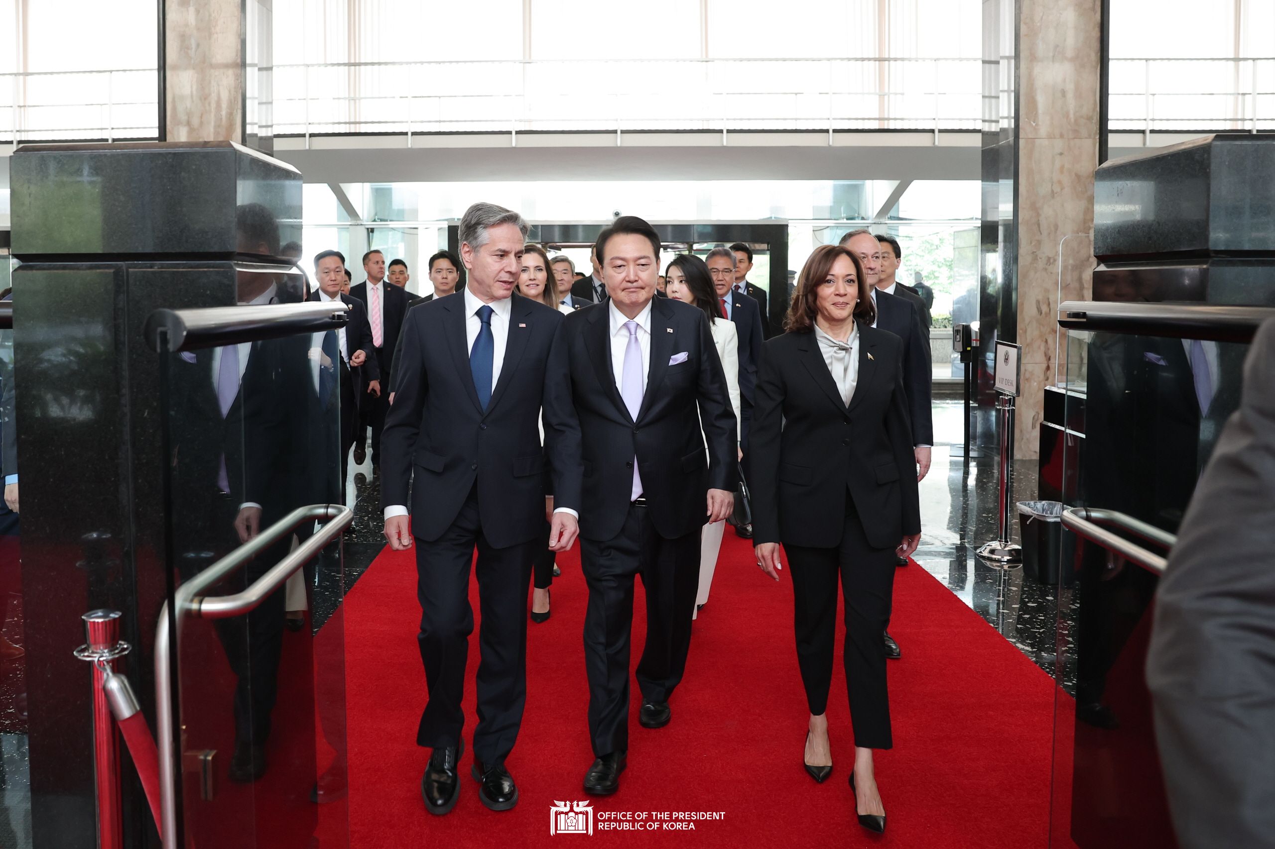 The President and First Lady attending State Luncheon co-hosted by Secretary of State Antony J. Blinken and Vice President Kamala D. Harris slide 1