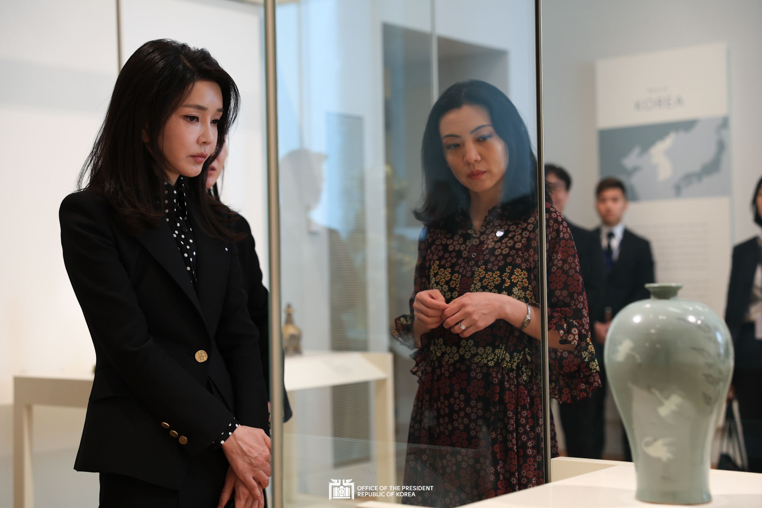 First Lady Kim Keon Hee visiting the Museum of Fine Arts, Boston slide 1