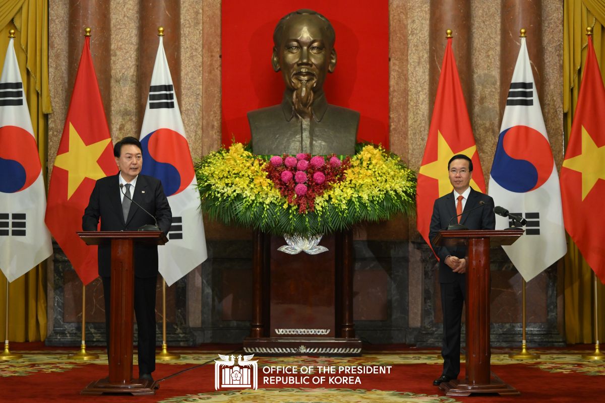 Korea-Viet Nam agreement signing ceremony and joint press statement