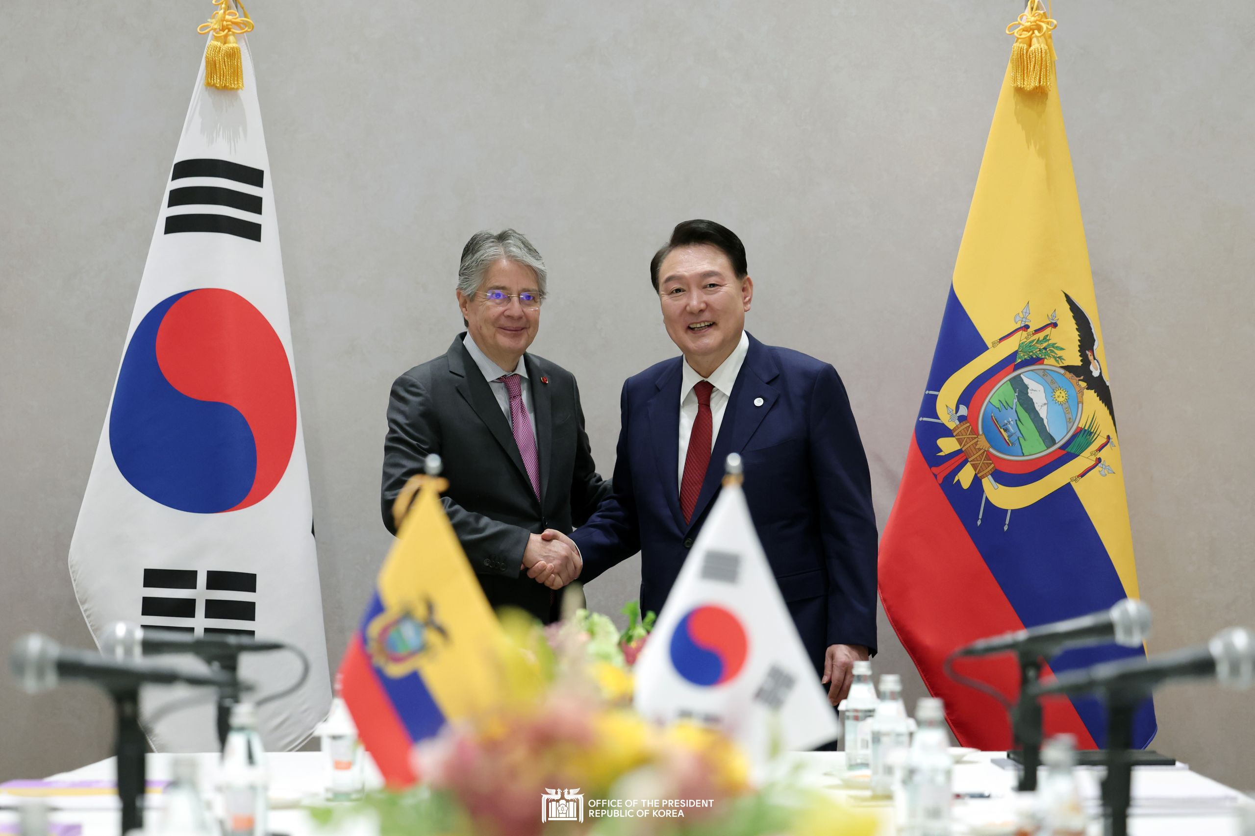 Korea-Ecuador Summit in New York slide 1