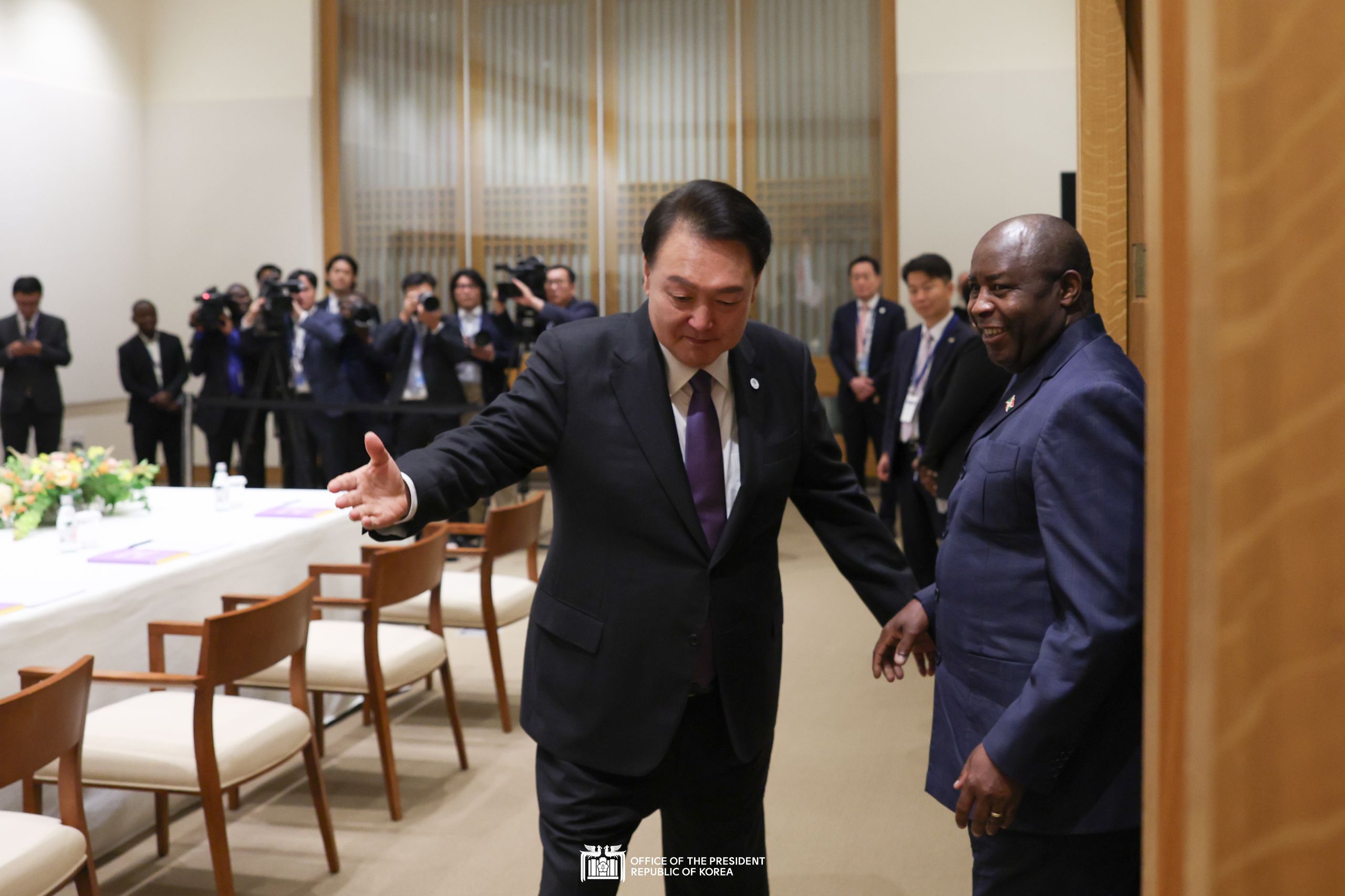 Korea-Burundi Summit in New York slide 1