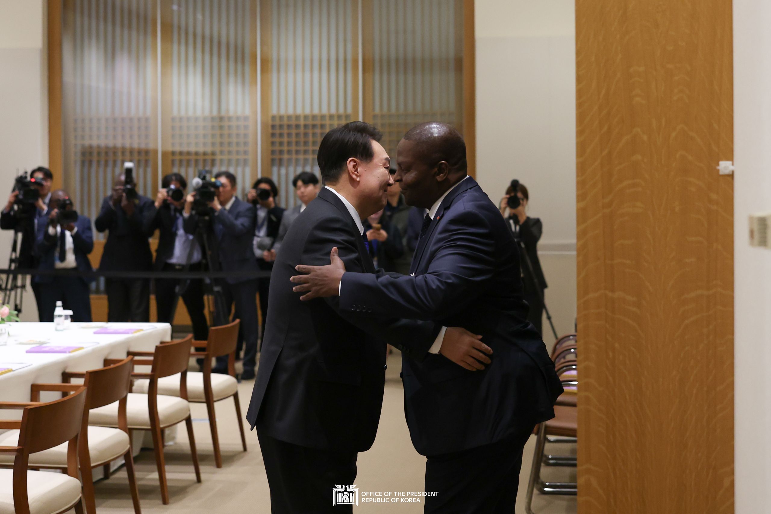 Korea-Central African Republic Summit in New York slide 1