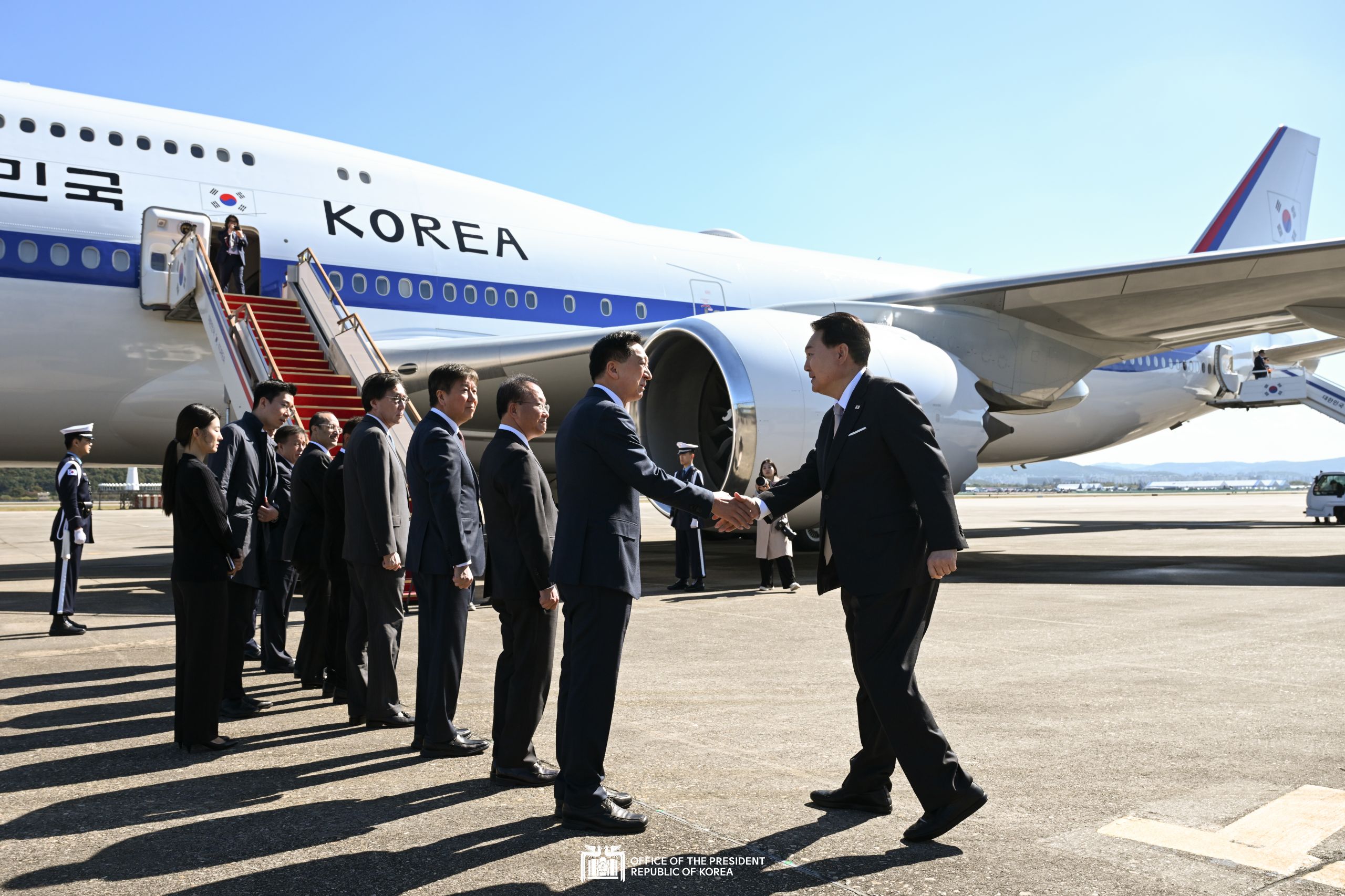 Departing from Seoul Air Base slide 1