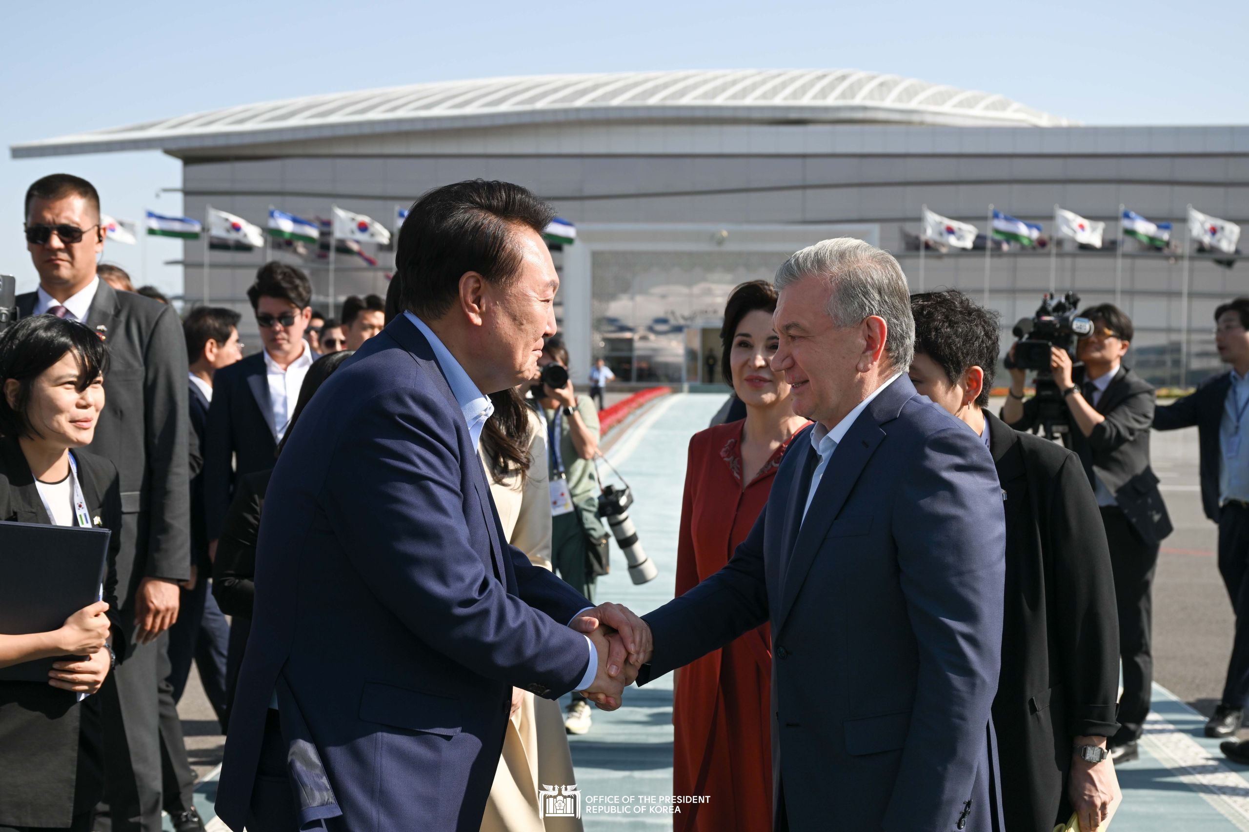 Departing from Samarkand International Airport slide 1