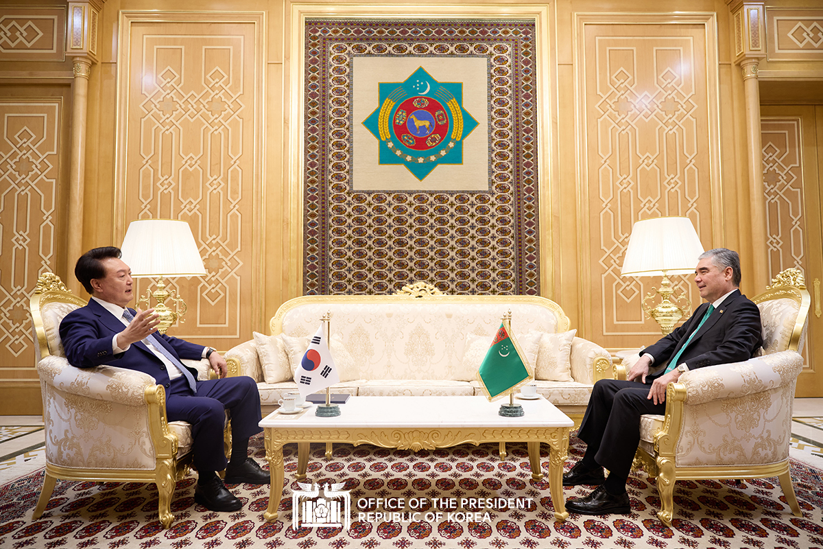 Meeting with the National Leader of the Turkmen People