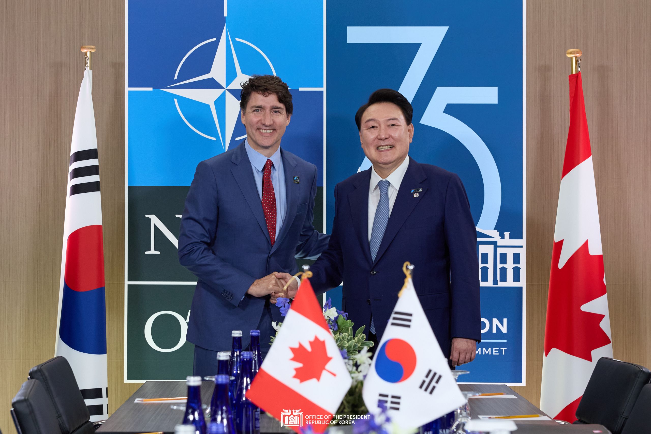 Korea-Canada summit on the sidelines of the NATO Summit slide 1