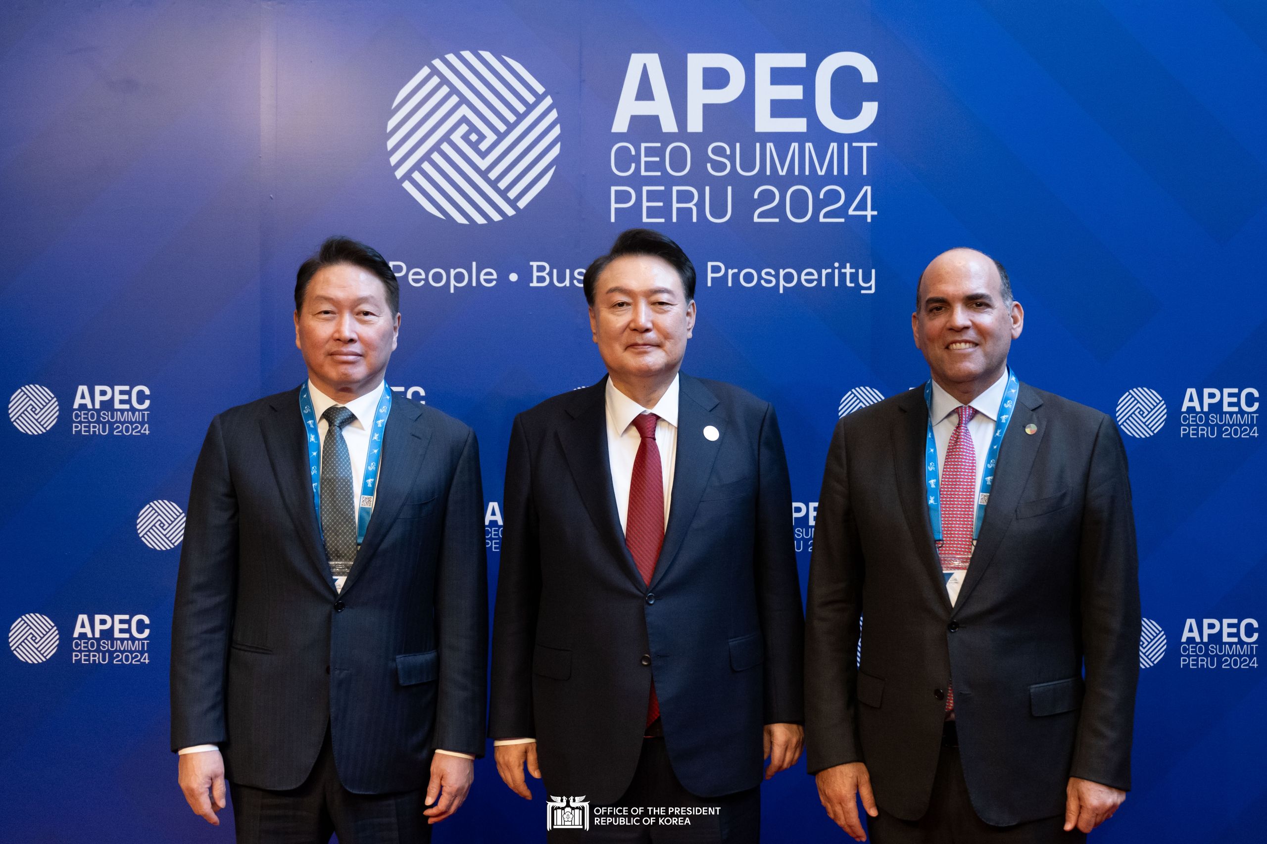 APEC CEO Summit slide 1