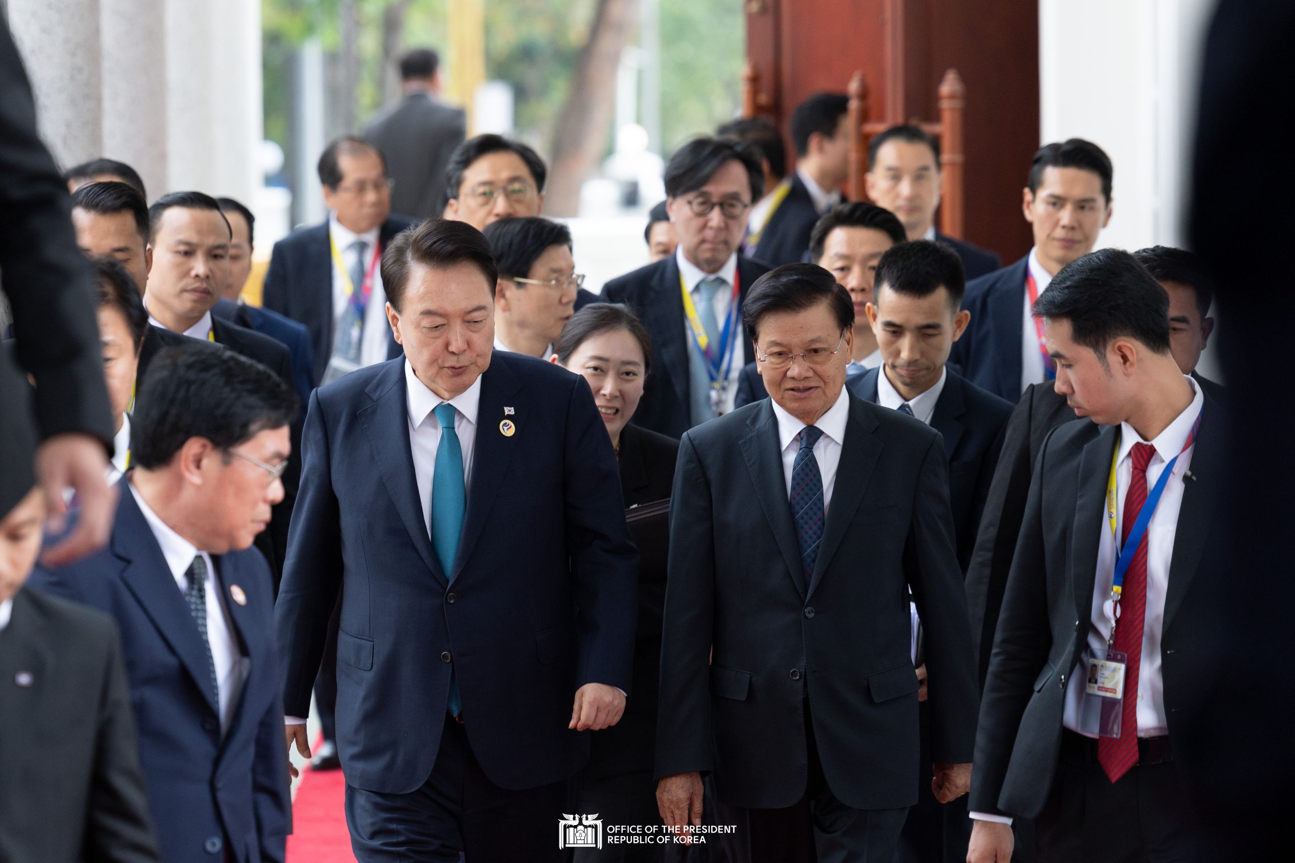 Korea-Laos Expanded Summit in Vientiane, Laos slide 1