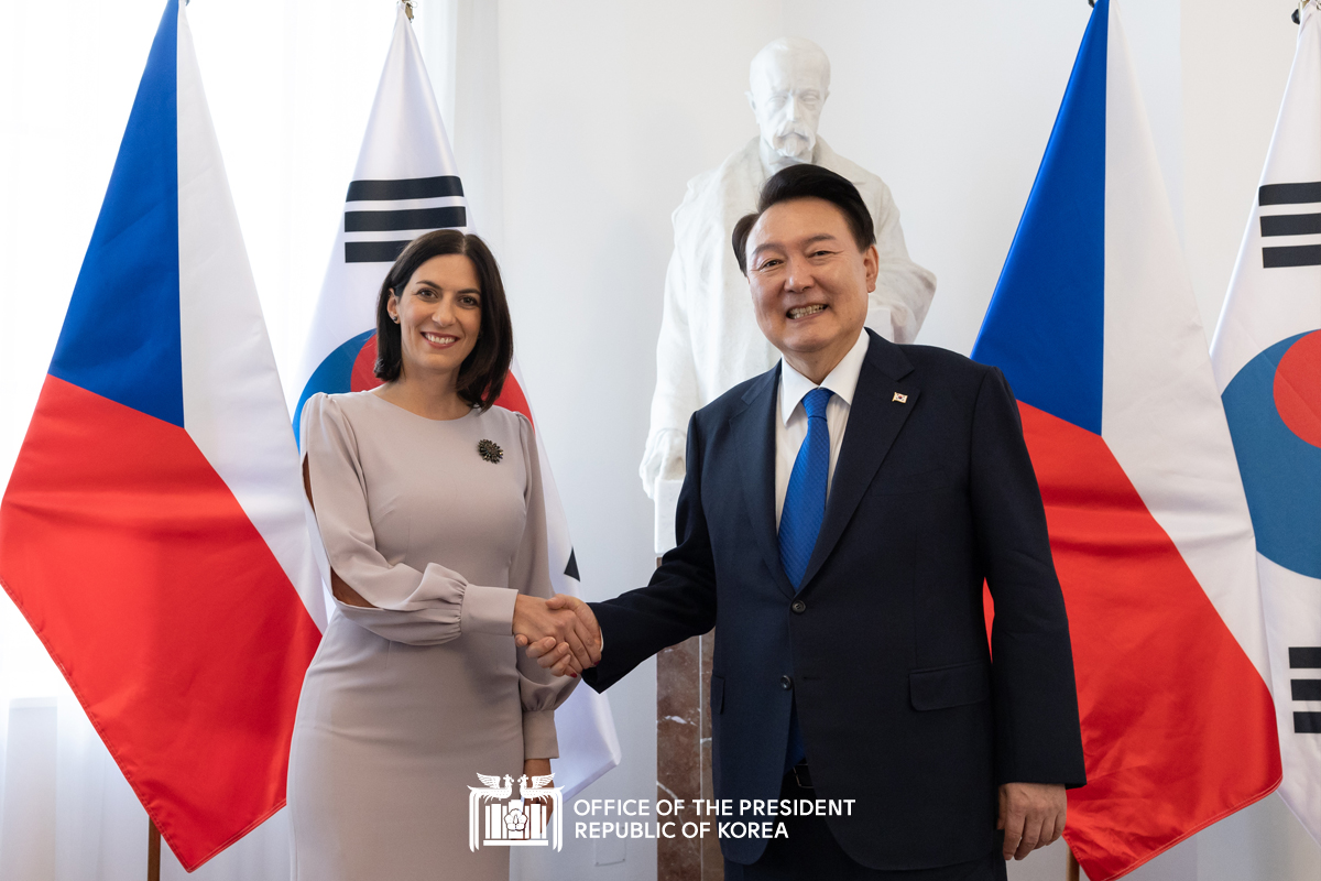 Meeting with the President of the Senate of the Parliament of the Czech Republic